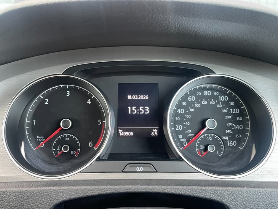 2016 Volkswagen Golf - image 12