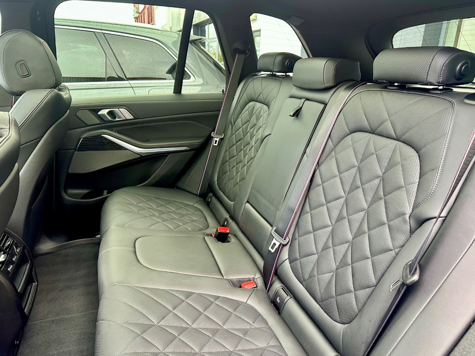 2025 BMW X5 - image 20