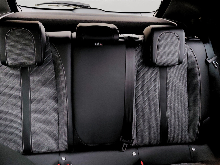 2024 Peugeot 2008 - image 20