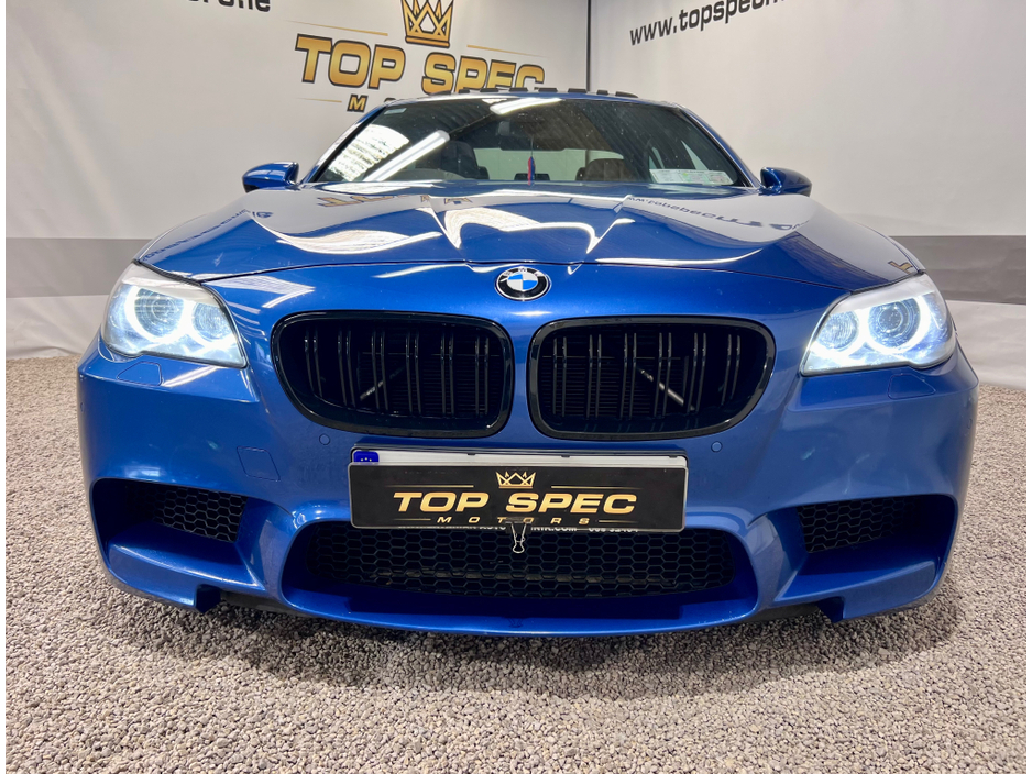 2012 BMW M5 - image 6