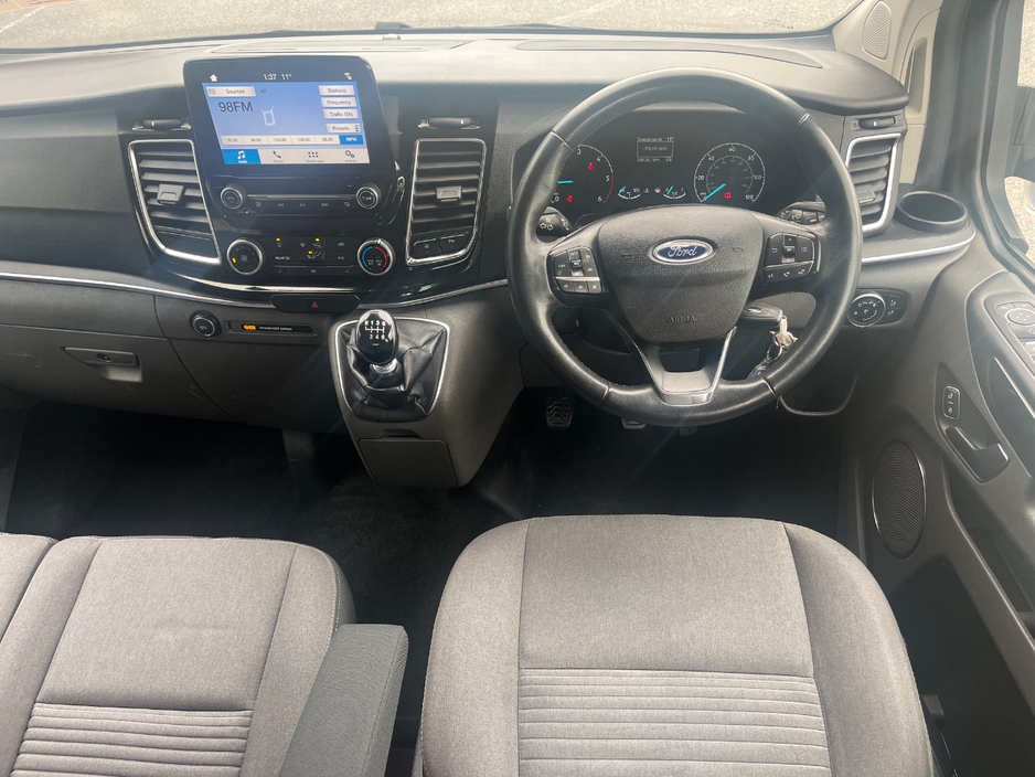 2019 Ford Tourneo Custom - image 14
