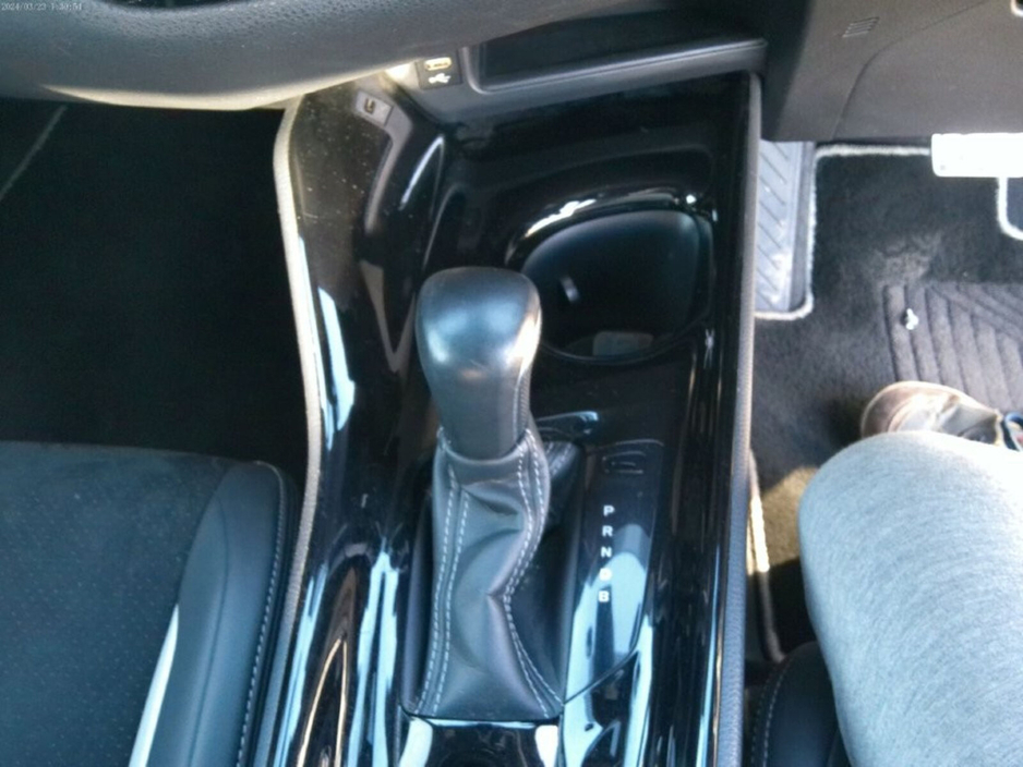 2019 Toyota C-HR - image 15