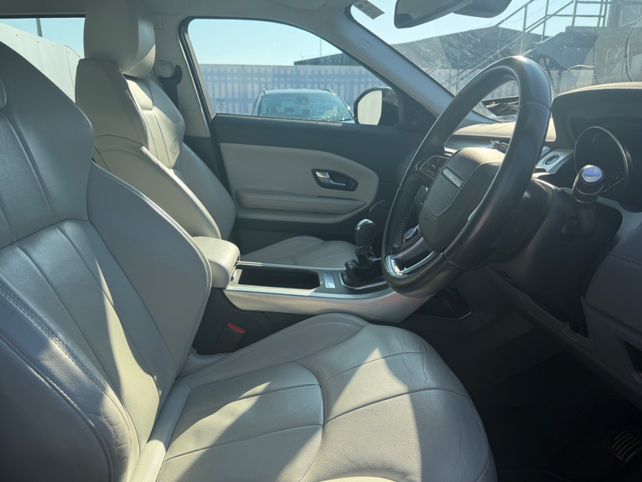 2019 Land Rover Range Rover Evoque - image 11