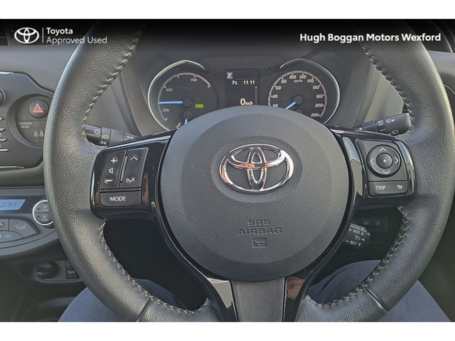 2018 Toyota Yaris - image 16