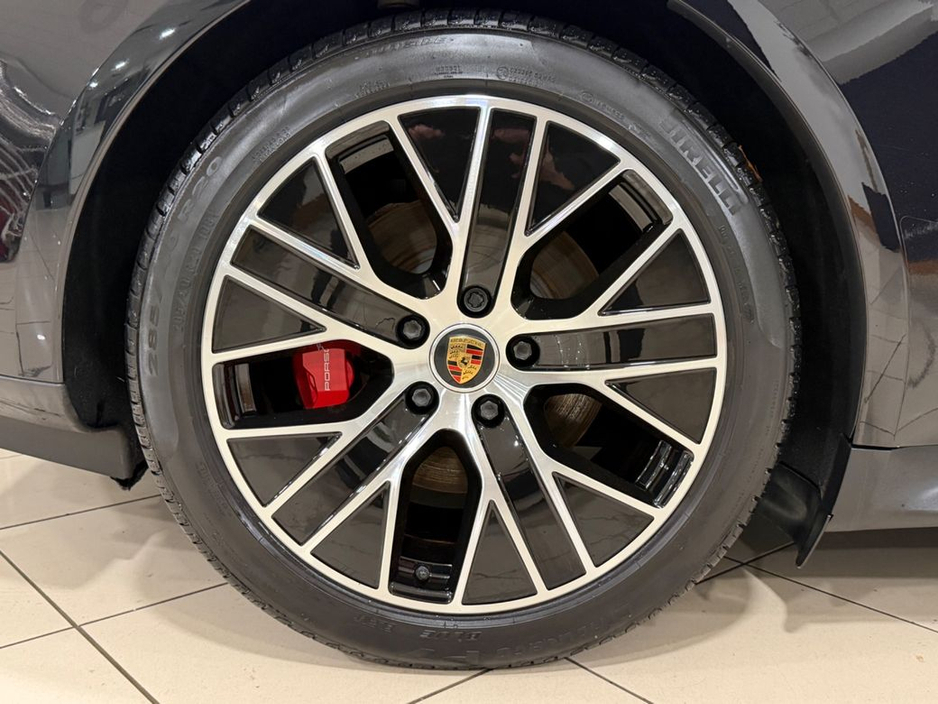 2021 Porsche Taycan 4S=HUGE SPEC//LOW MILES//D REG=FULL PORSCHE SERVICE HISTORY=TAILORED FINANCE PACKAGES AVAILABLE=TRADE IN'S WELCOME €57,995
