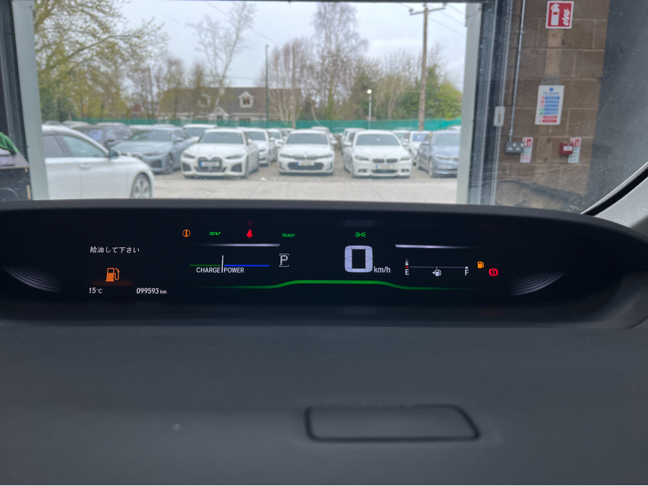 2018 Honda Stepwagon - image 21