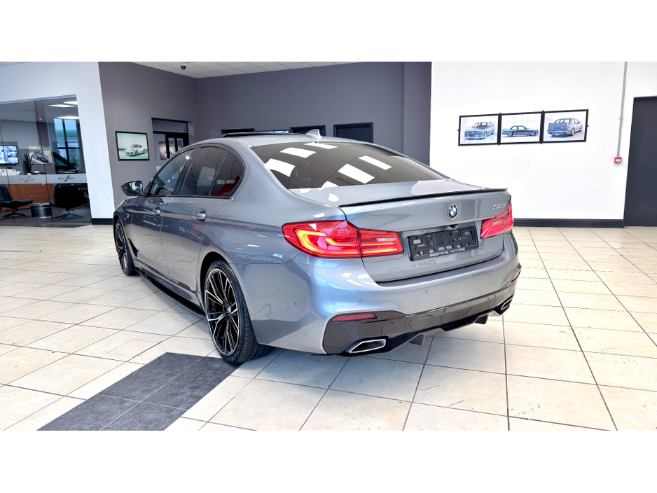 2019 BMW 5 Series - image 27