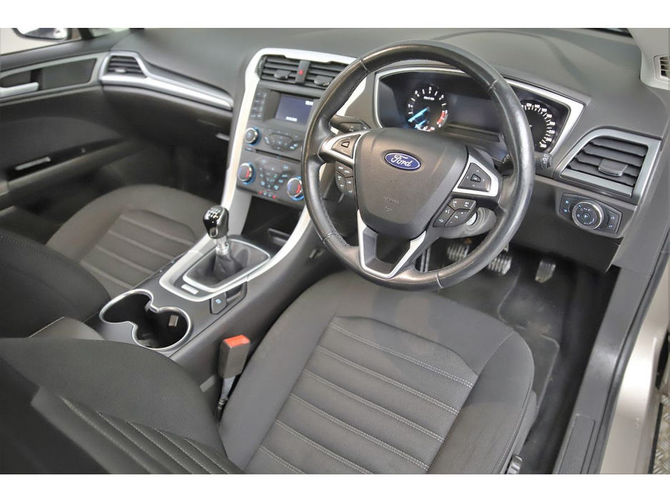 2019 Ford Mondeo 2.0TDCi ZETEC 150BHP 6SPD €19,490