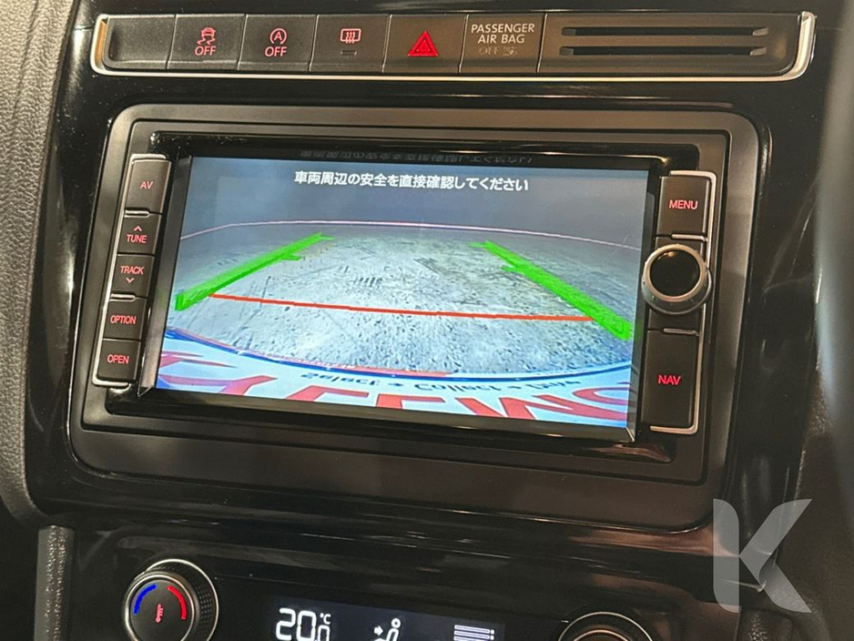 2015 Volkswagen Polo - image 24