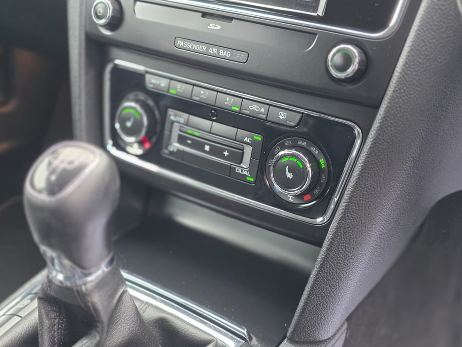 2013 Skoda Superb AMBITION GL 1.6 TDI 105HP 4DR €7,950