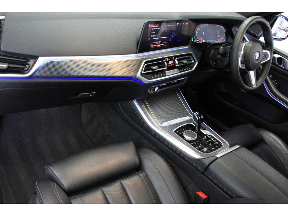 2019 BMW X5 - image 44