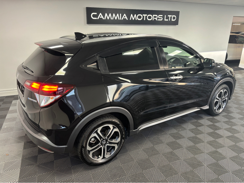 2017 Honda Vezel - image 6