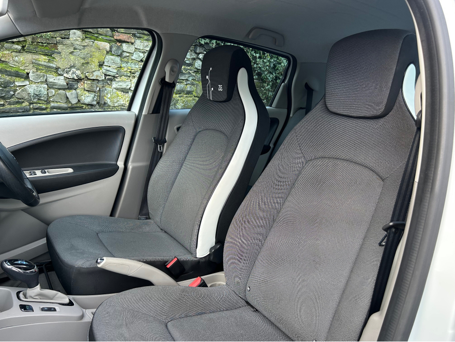 2015 Renault Zoe DYNAMIQUE INTENSE 4DR AUTO €5,995