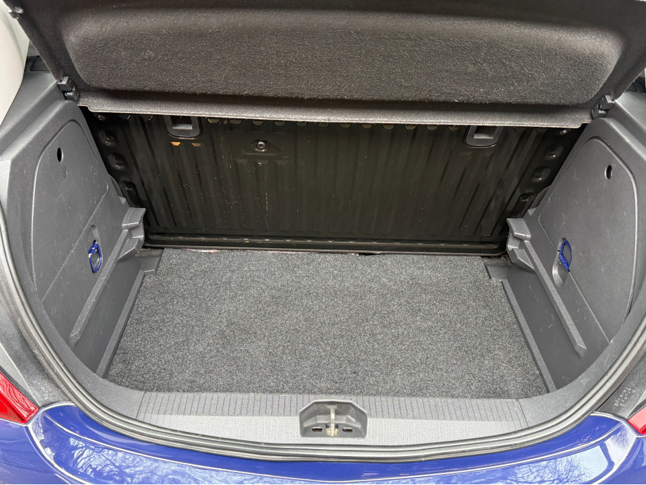 2014 Opel Corsa - image 7