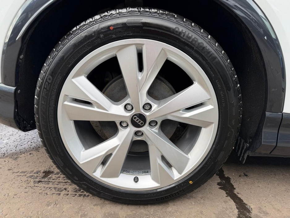 2024 Audi Q4 e-tron - image 9