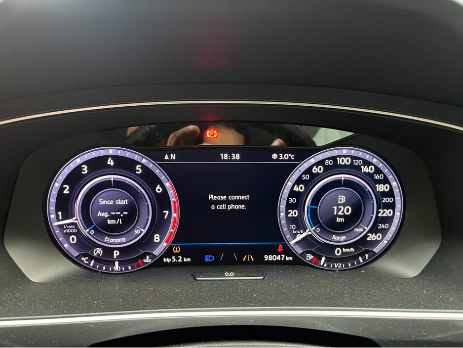 2017 Volkswagen Tiguan - image 22