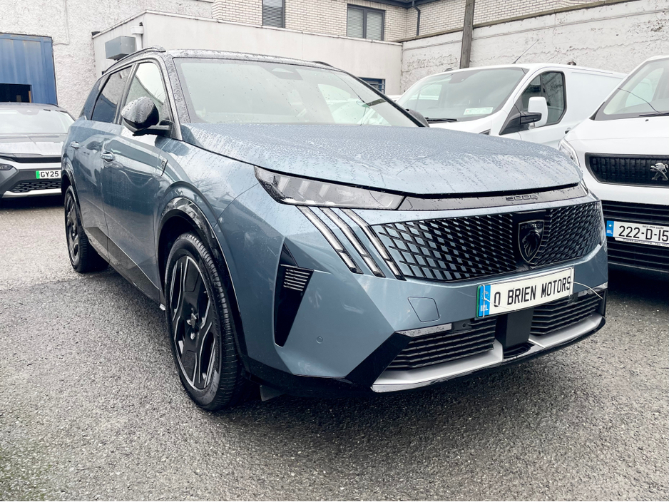 2025 Peugeot 5008 E 5008 GT-LINE 73KW 213BHP FULLY ELECTRIC €47,950