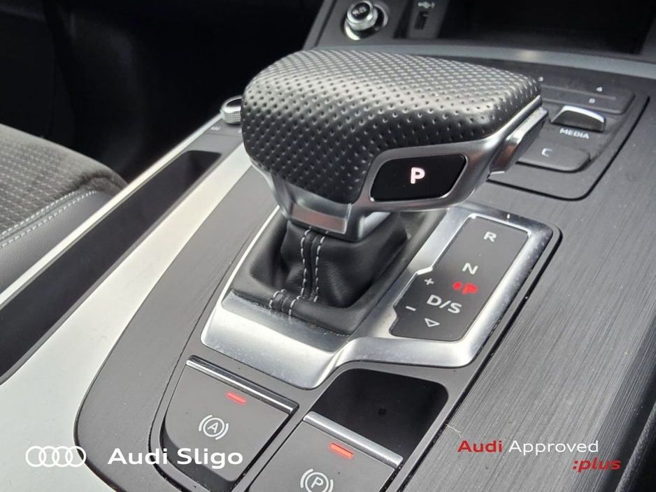2020 Audi Q5 50TFSI e S Line Auto €37,950