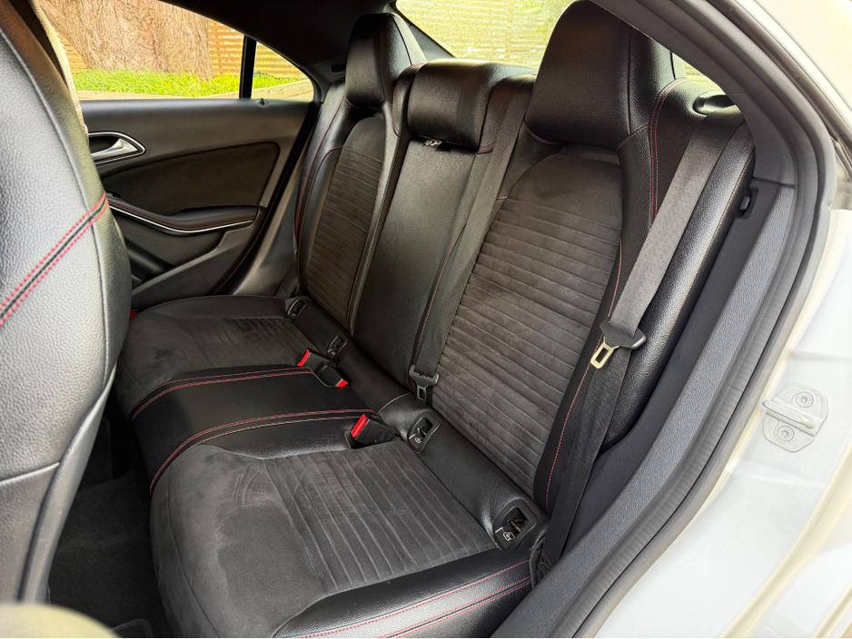 2017 Mercedes-Benz CLA Class 180 AMG LINE SPORT..FINANCE PROVIDED..WARRANTY INCLUDED €16,700