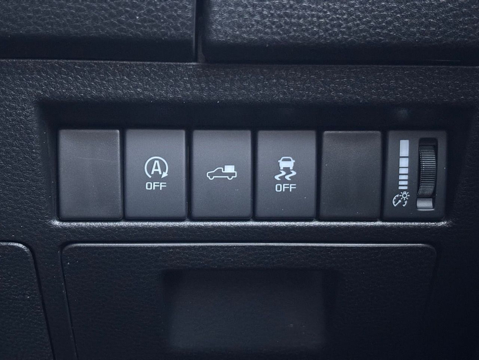 2025 Isuzu D-MAX V-CROSS DCB €48,851