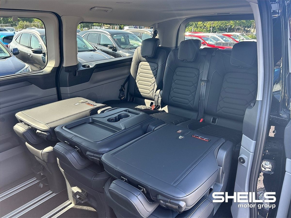 2026 Ford Tourneo Custom 1 TOURNEO PHEV LEFT - CANCELLED ORDER €65,950