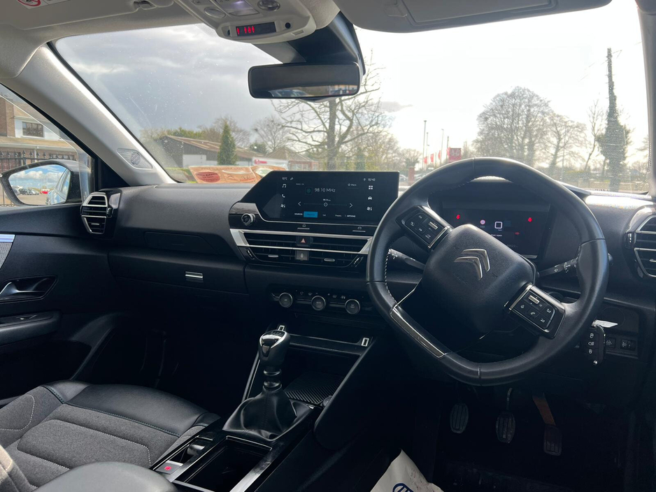 2022 Citroen C4 - image 9