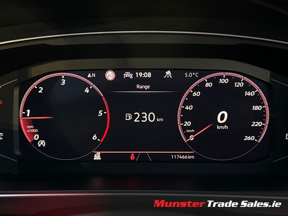 2021 Volkswagen Tiguan - image 12