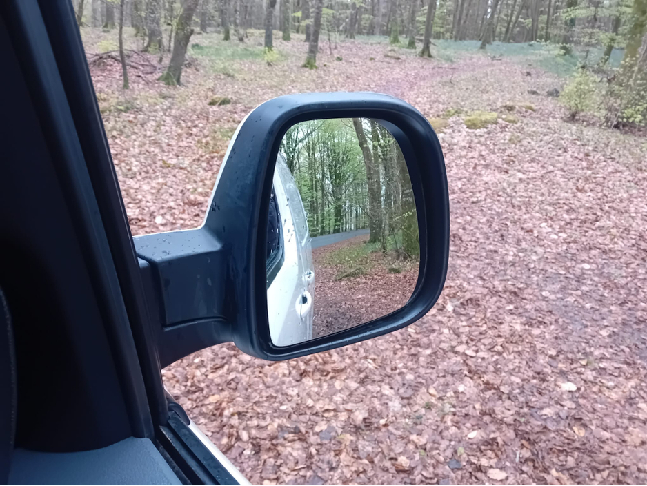 2019 Opel Vivaro - image 25