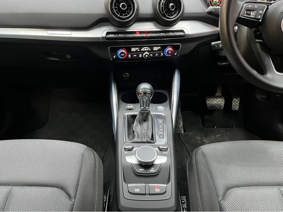 2021 Audi Q2 €28950 2021 AUDI Q2 35TDI SPORT 2.0 AUTOMATIC / CRUISE CONTROL / REVERSE CAMERA / HEATED SEATS / APPLE CARPLAY / AND MORE €28,950