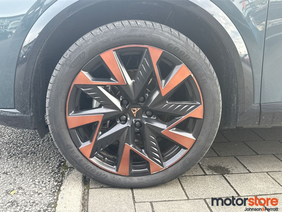 2025 Cupra Formentor - image 9