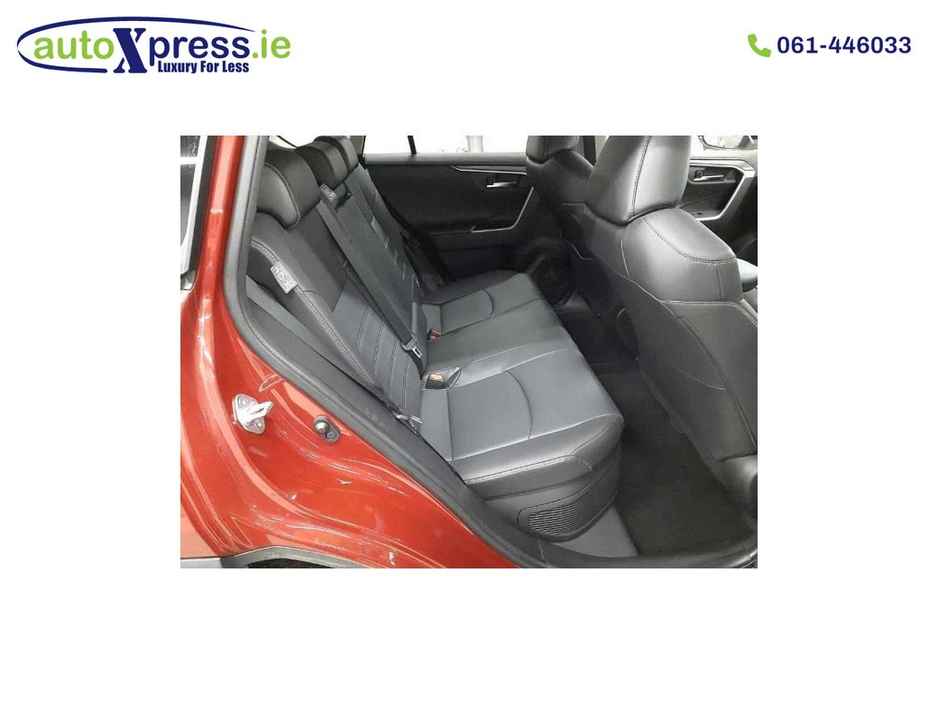 2020 Toyota Rav4 - image 10