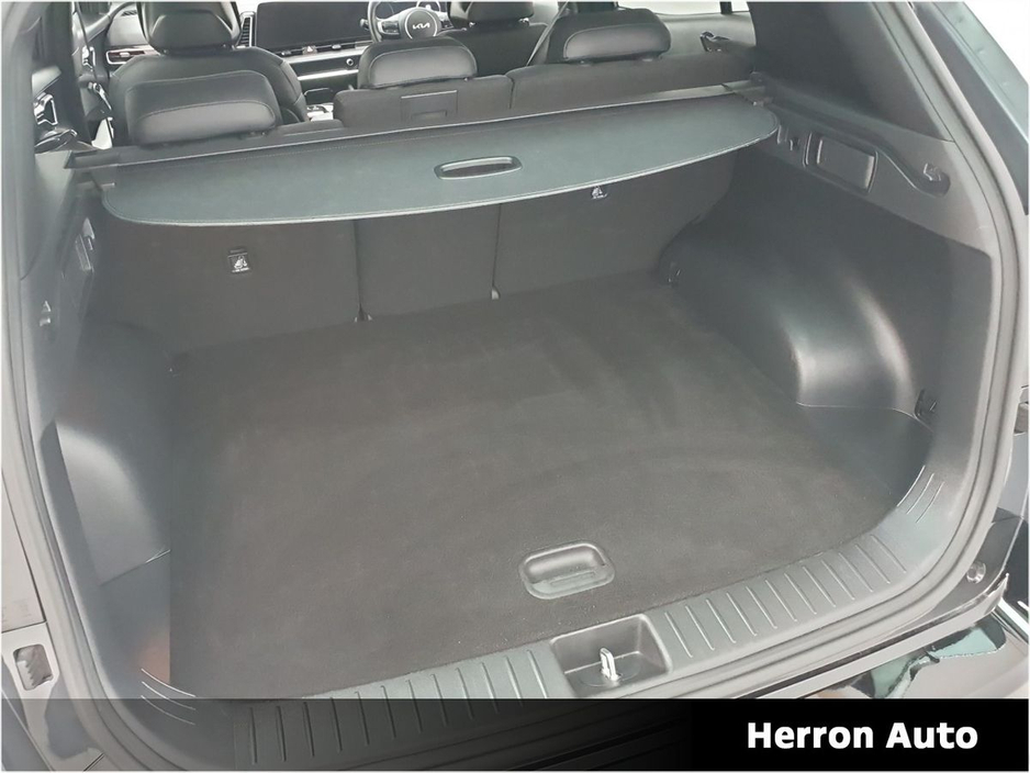 2024 Kia Sportage - image 11