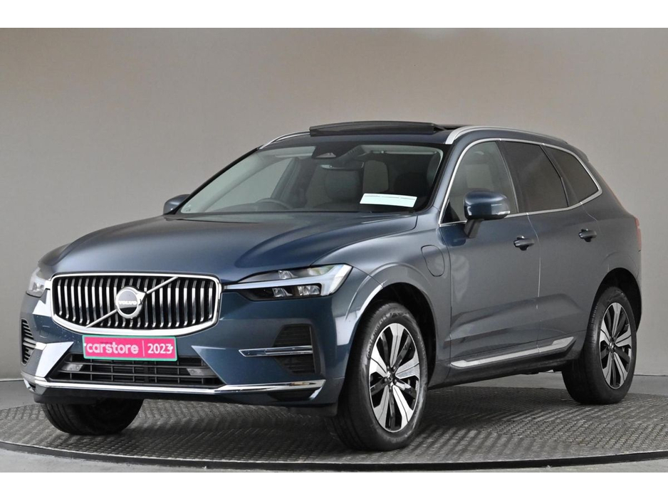 2023 Volvo XC60 - image 3