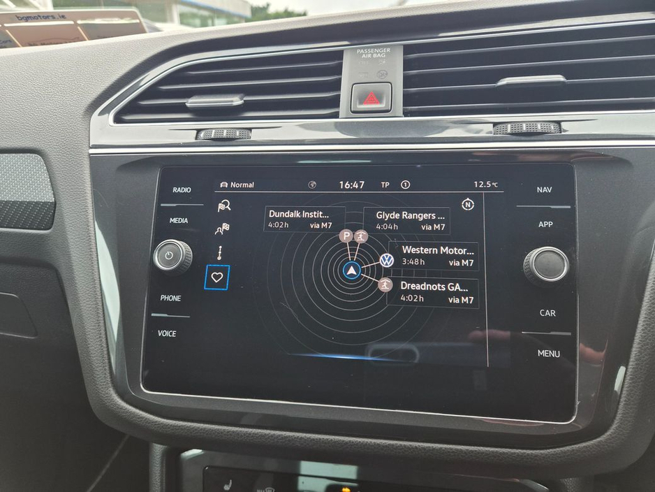 2021 Volkswagen Tiguan - image 4