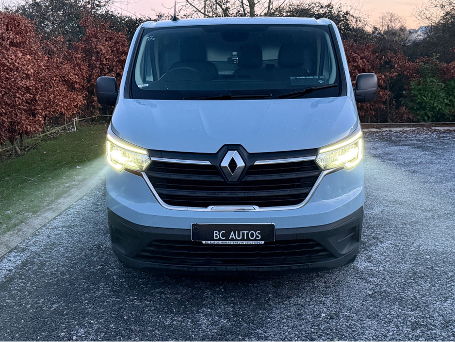 2022 Renault Trafic 2022 Renault Trafic 2.0 130 Business *As New * €19,950