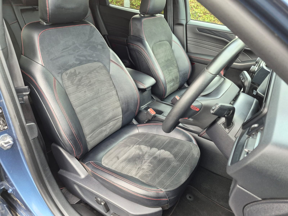 2023 Ford Kuga - image 11