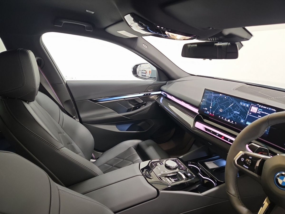 2026 BMW 5 Series - image 12