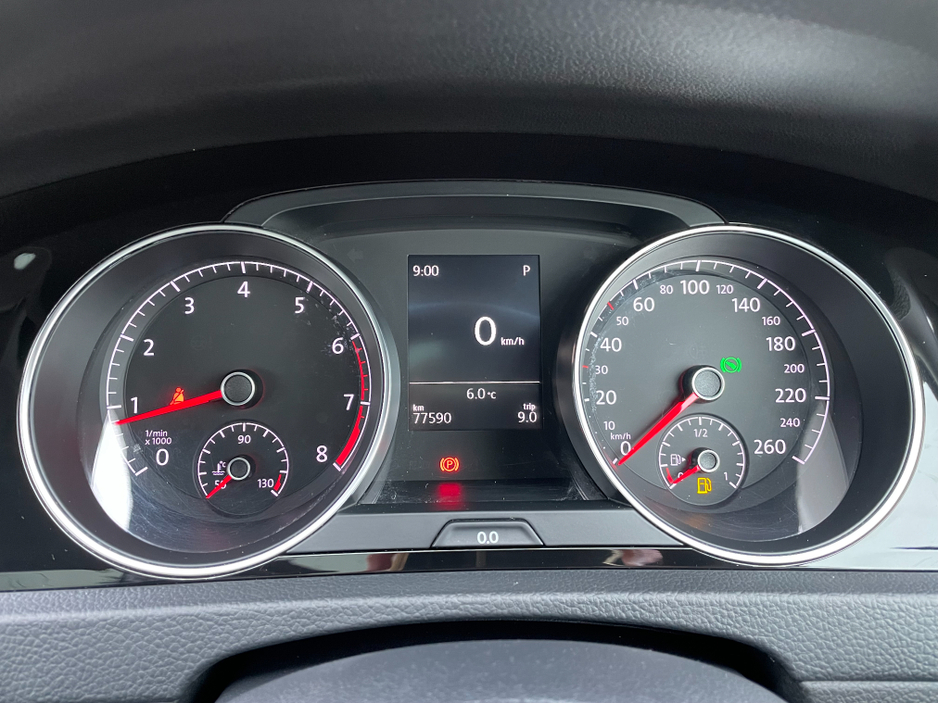 2017 Volkswagen Golf - image 15