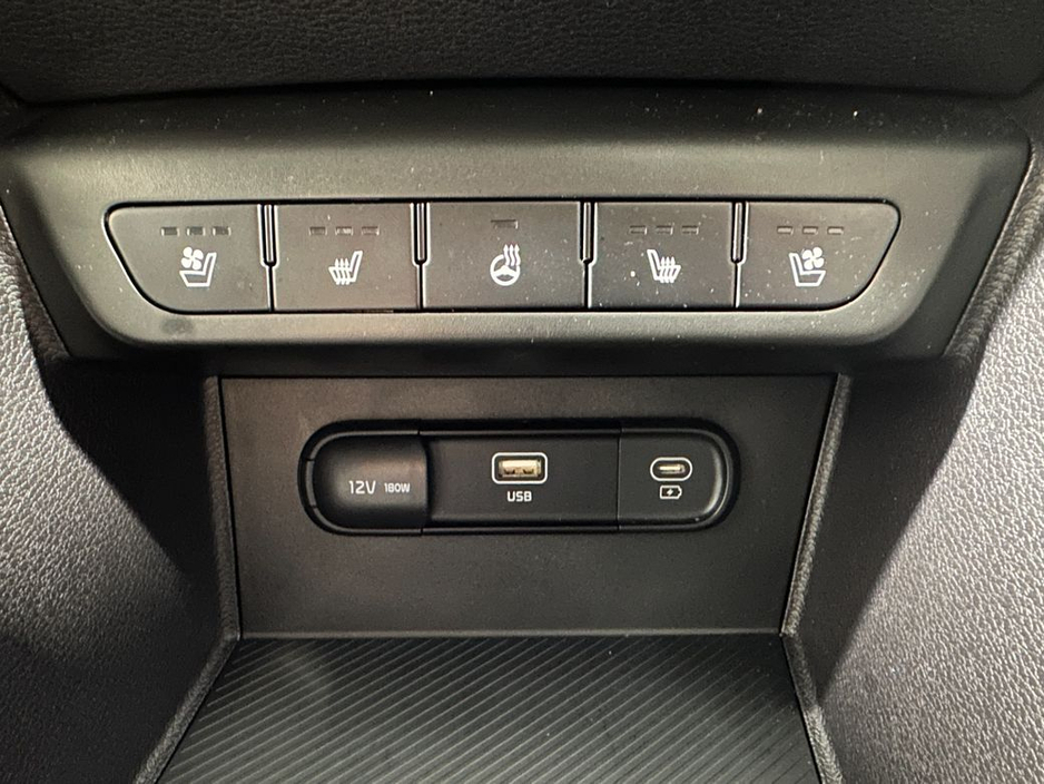 2025 Kia Sportage - image 19