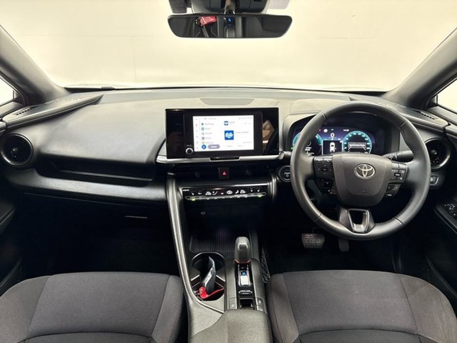 2024 Toyota C-HR - image 8