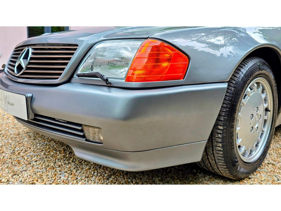 1991 Mercedes-Benz 300 - image 13