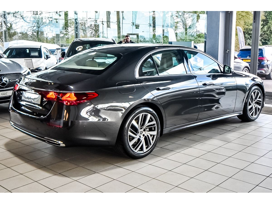 2024 Mercedes-Benz E Class E220d Avantgarde Plus Auto €67,850