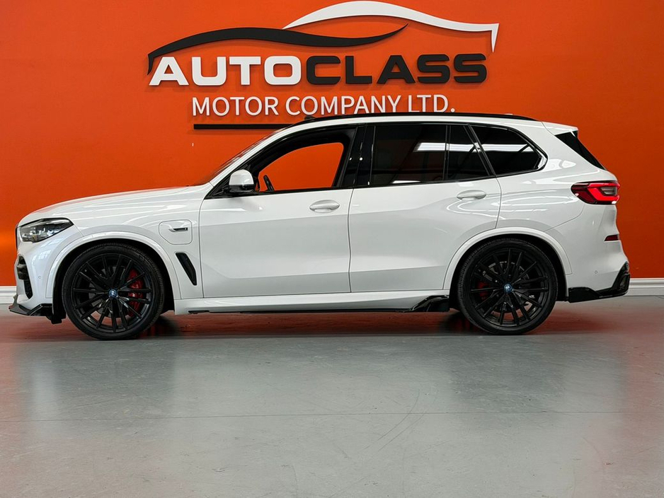 2022 BMW X5 - image 19