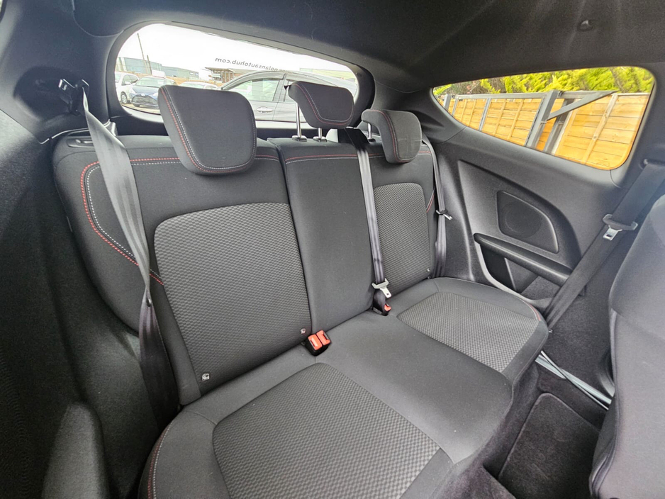 2018 Ford Fiesta - image 18