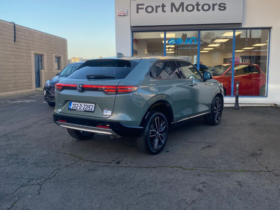 2025 Honda HR-V E HEV Advance €42,995