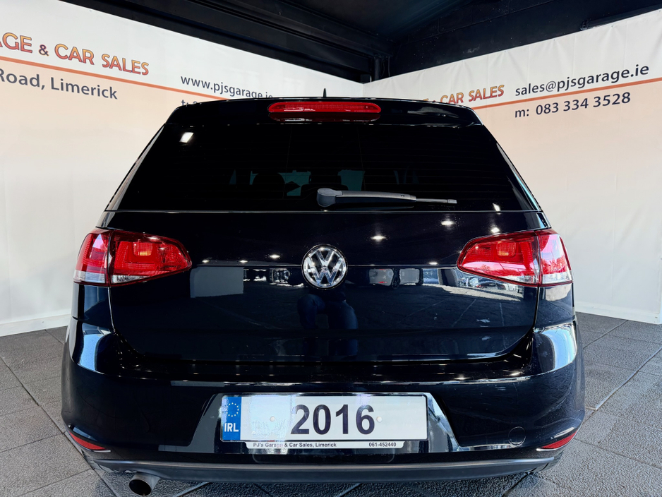 2016 Volkswagen Golf - image 6