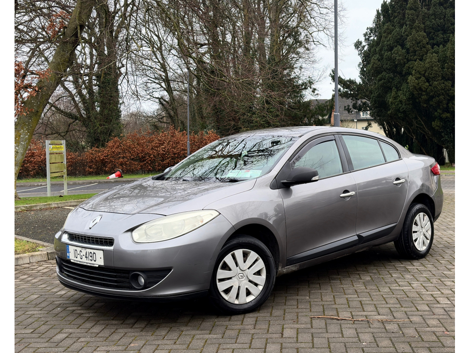 2010 Renault Fluence 1.5 DCI 86 ROYALE 4DR €990
