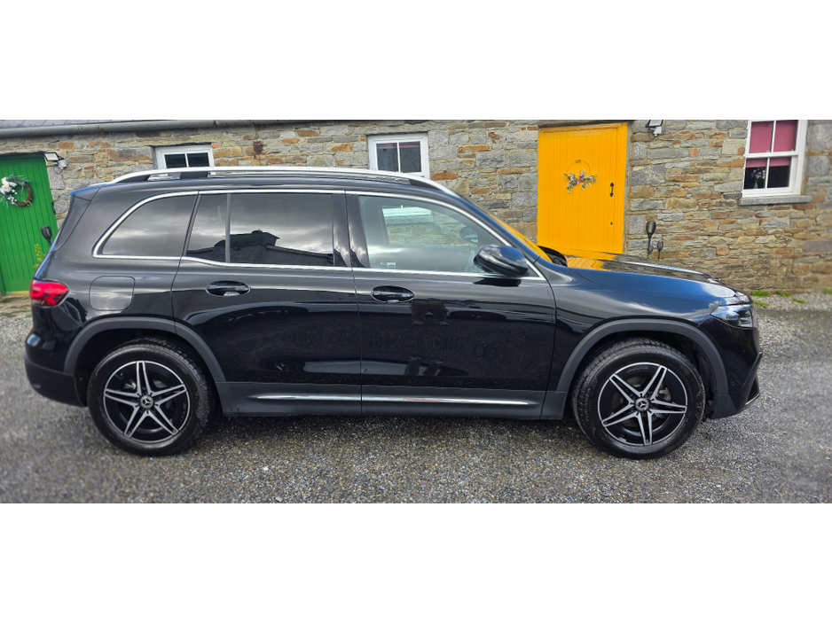 2023 Mercedes-Benz EQB - image 8