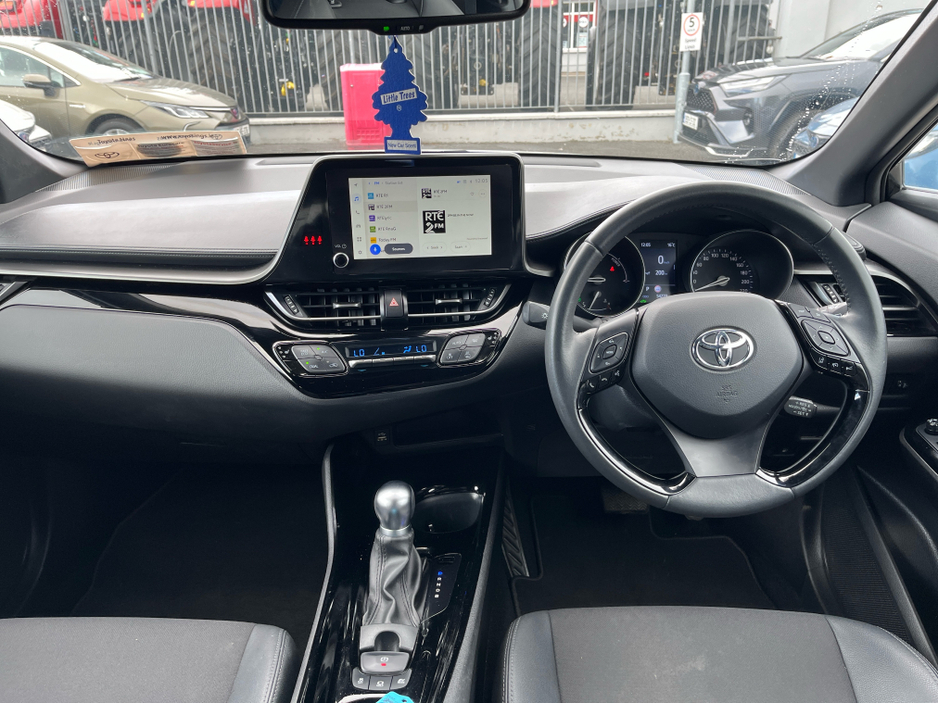 2023 Toyota C-HR - image 8