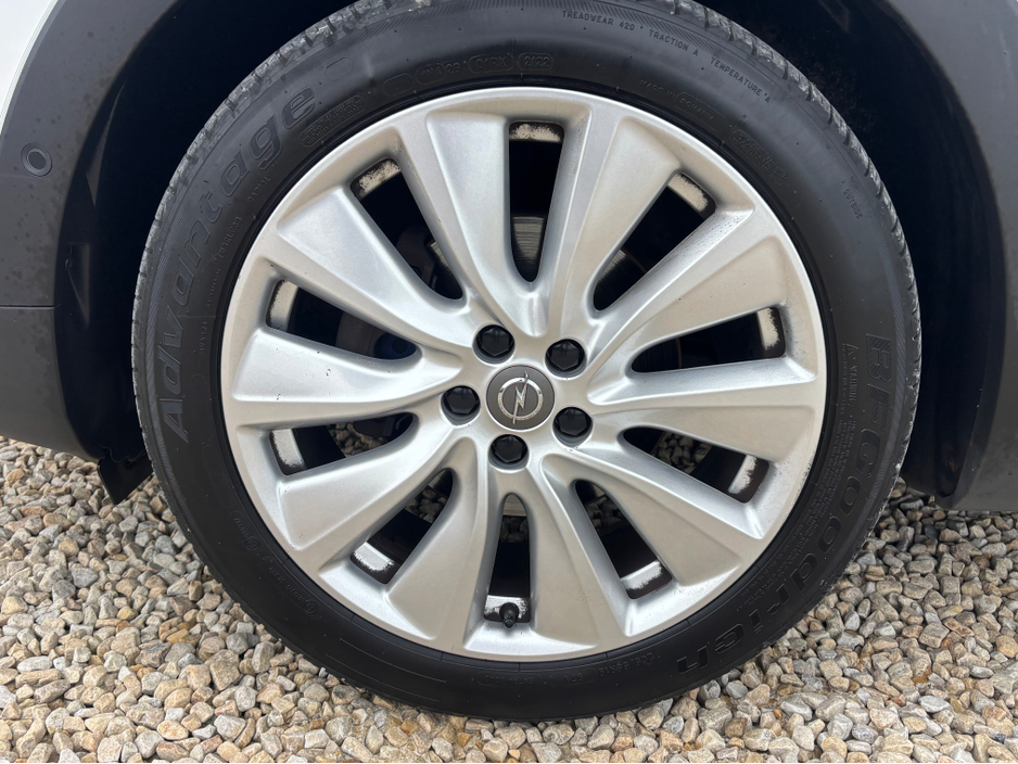 2021 Opel Grandland X - image 21